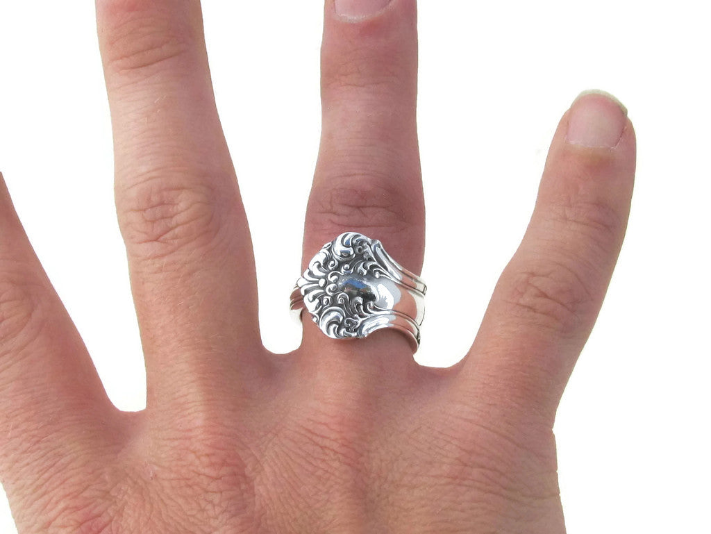 Spoon Ring Avon D Monogram