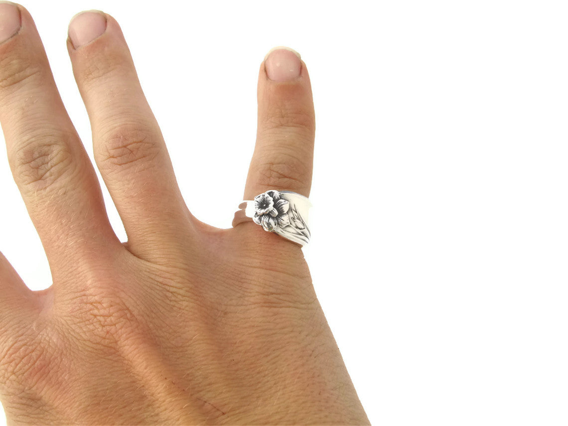 Spoon Ring Daffodil Pattern Classic