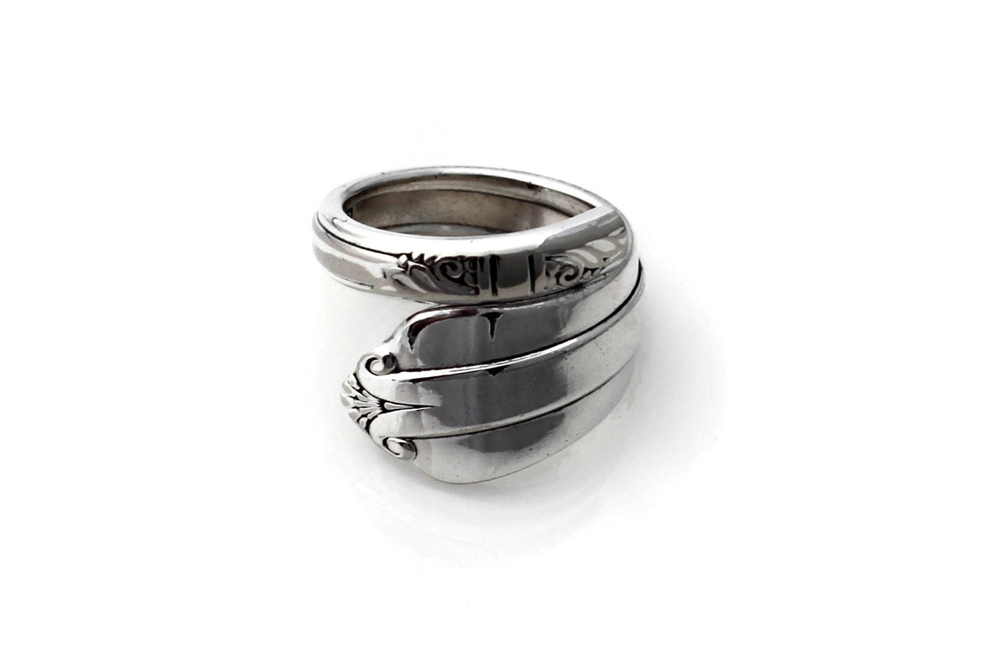 Spoon Ring Wrapped Hostess Pattern