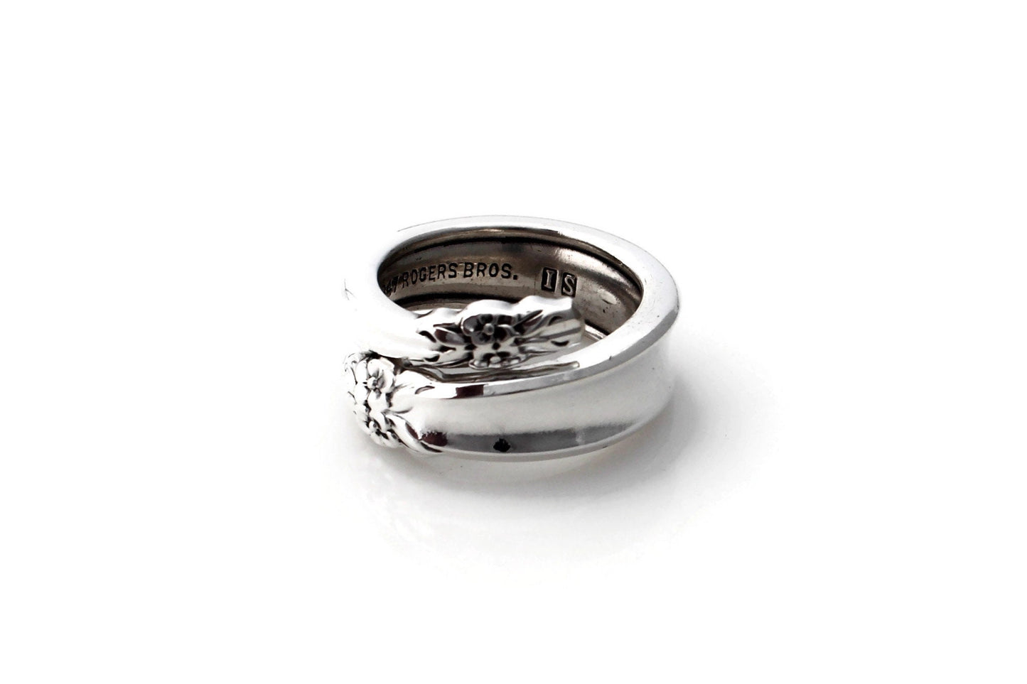 Spoon Ring Wrapped Garland Pattern