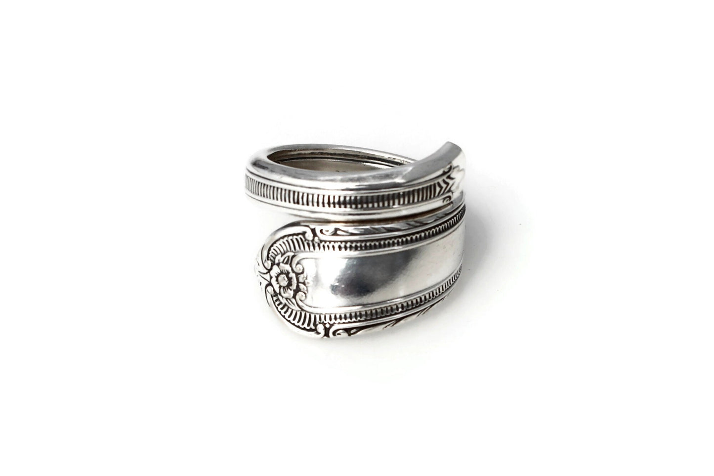 Cotillion Art Deco Wrapped Spoon Ring from 1937