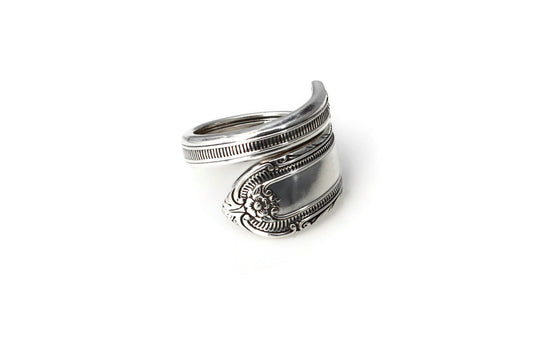 Cotillion Art Deco Wrapped Spoon Ring from 1937
