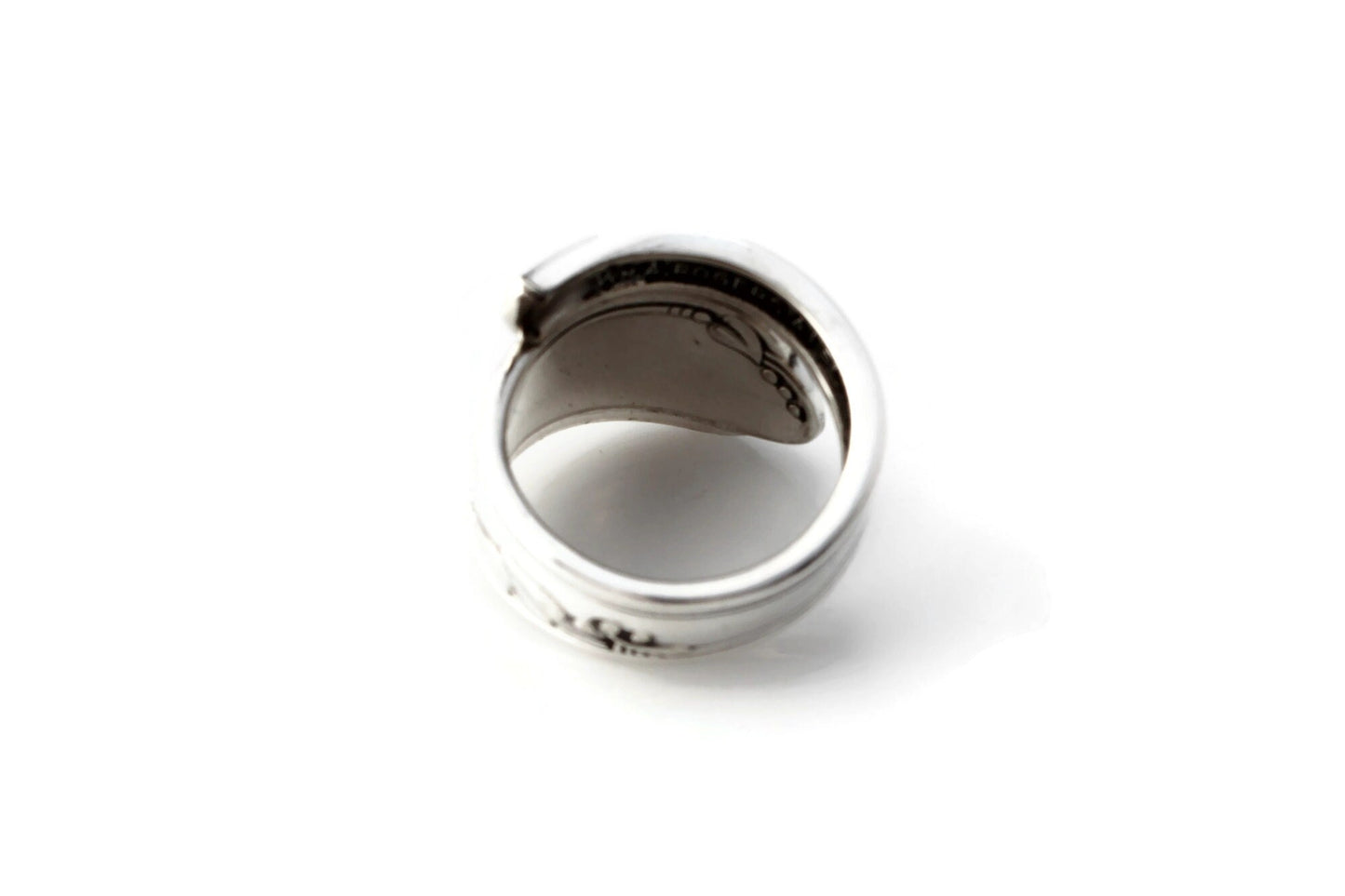 Art Deco Heather Spoon Ring Clean and smooth lines