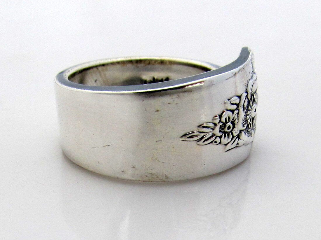 Spoon Ring Spring Charm