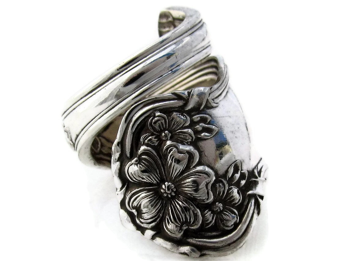 Arbutus Wrapped Spoon Ring Floral Ring