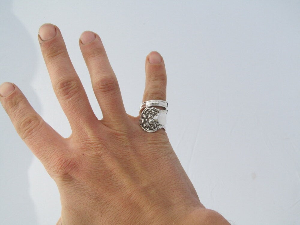 Arbutus Wrapped Spoon Ring Floral Ring