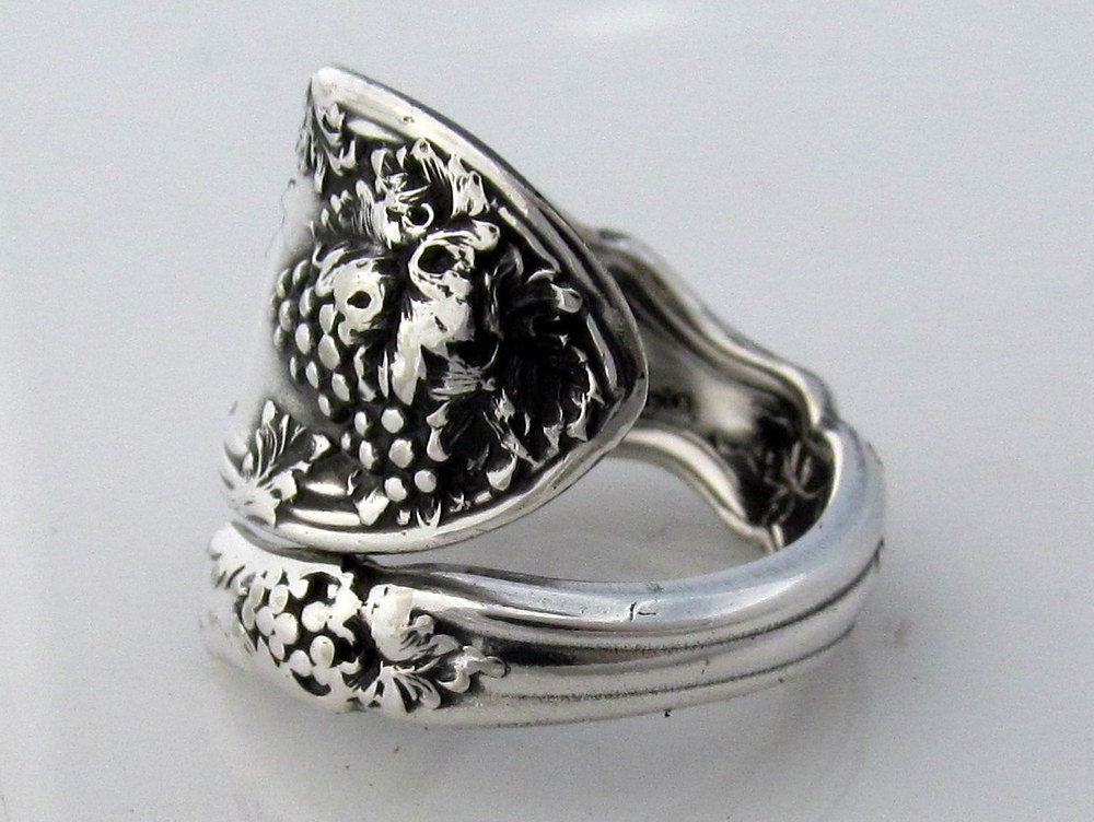 Small Demitasse Spoon Ring La Vigne Dainty Ring Art Nouveau Ring