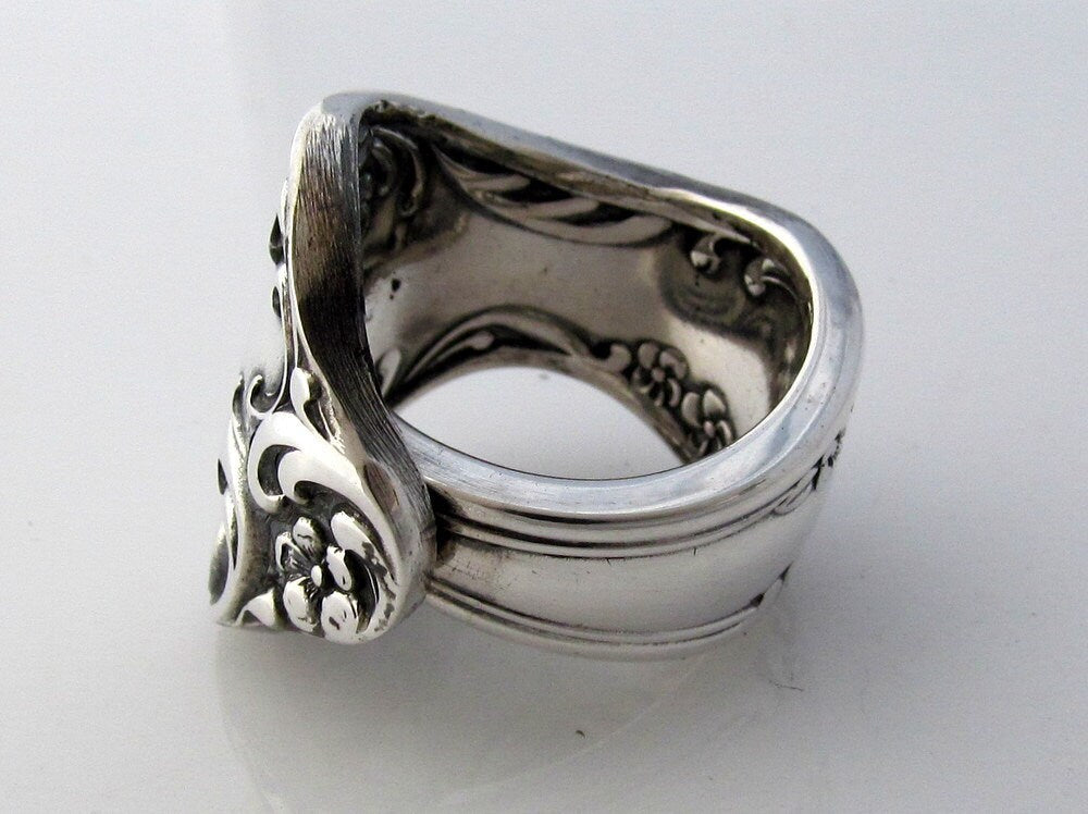 Wisteria Retro Spoon Ring 1966