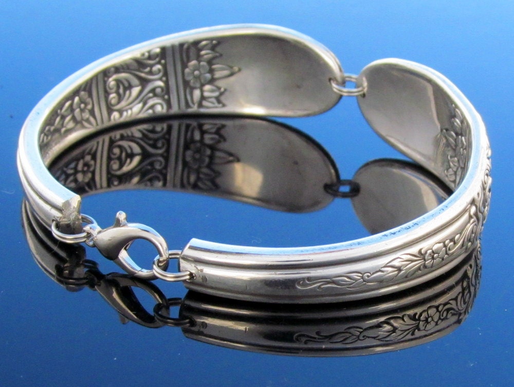 Spoon Bracelet Sweetheart Pattern 1946