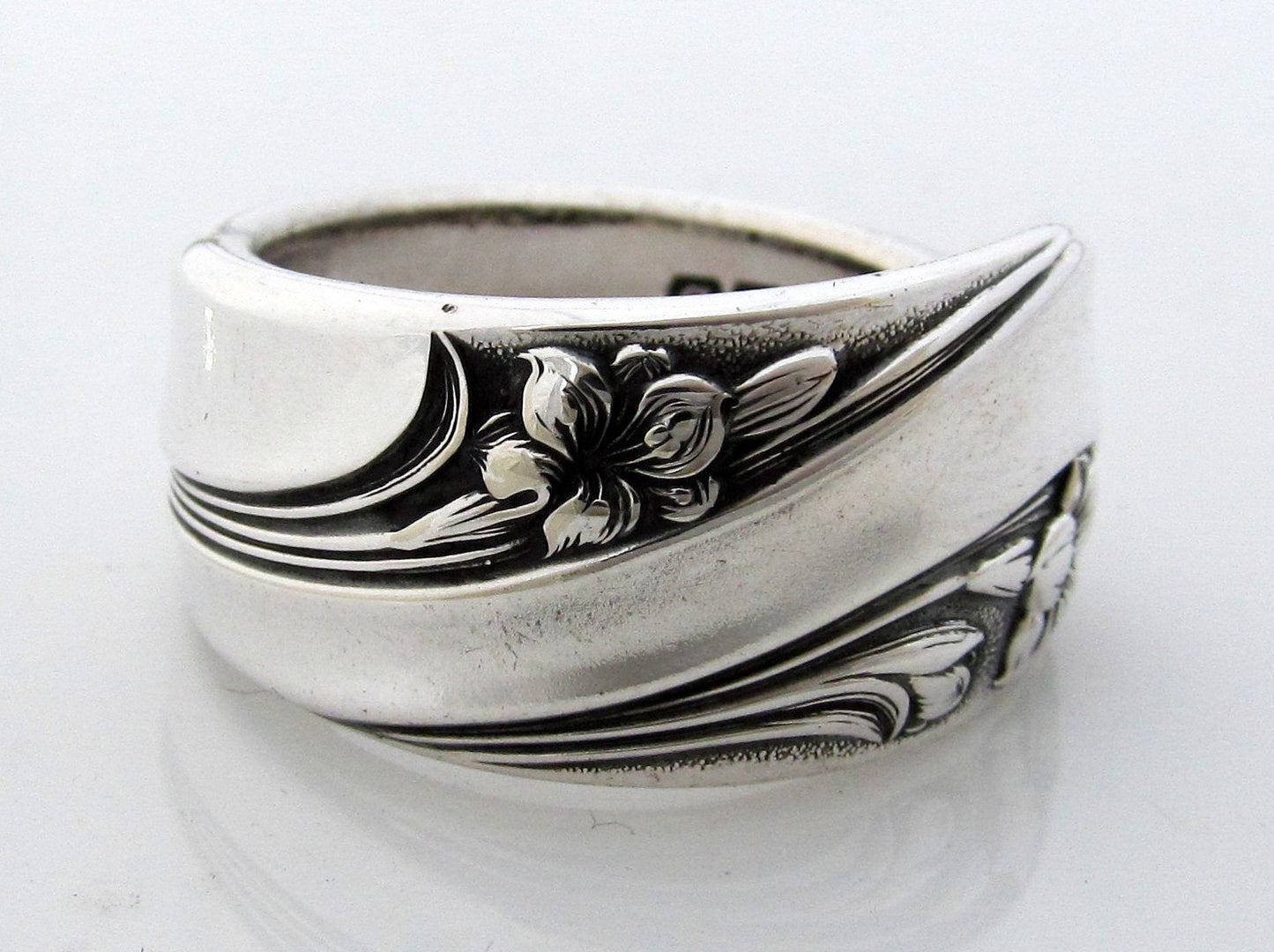 Spoon Ring Romance Deep Silver