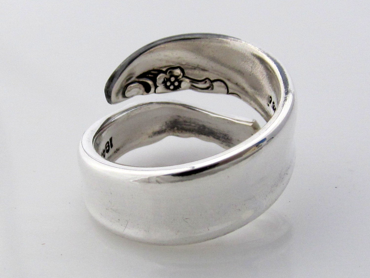 Demitasse Spoon Ring Leilani Pattern Wrapped Rare Heavenly Flower Hawaiian 1961