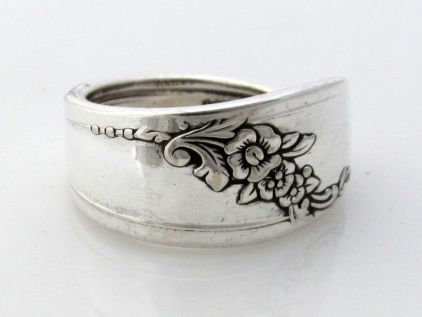 Spoon Ring Queen Bess