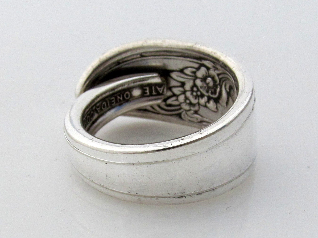 Spoon Ring Queen Bess