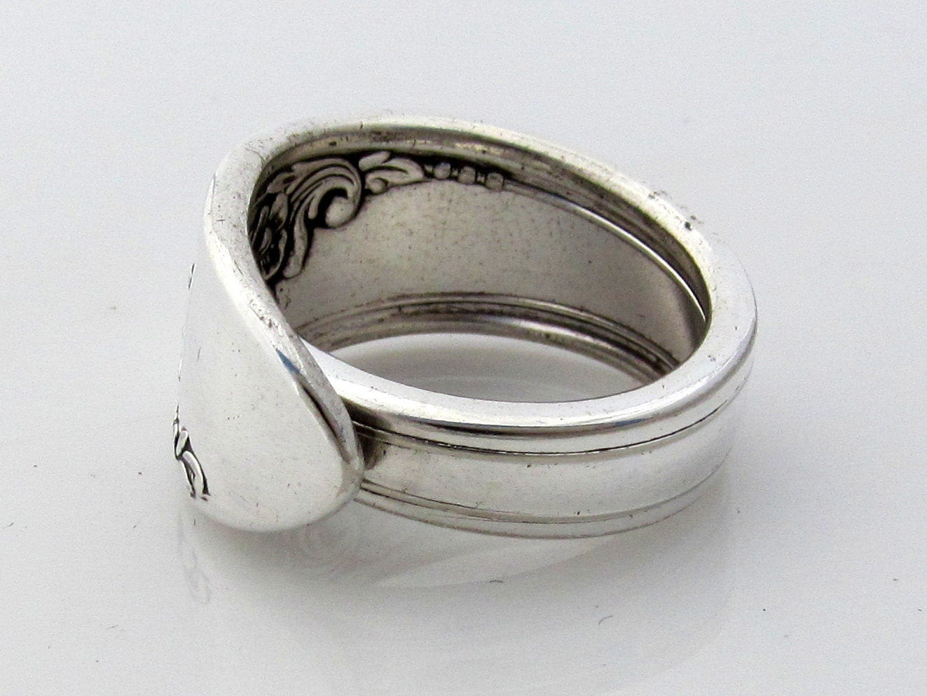 Spoon Ring Queen Bess
