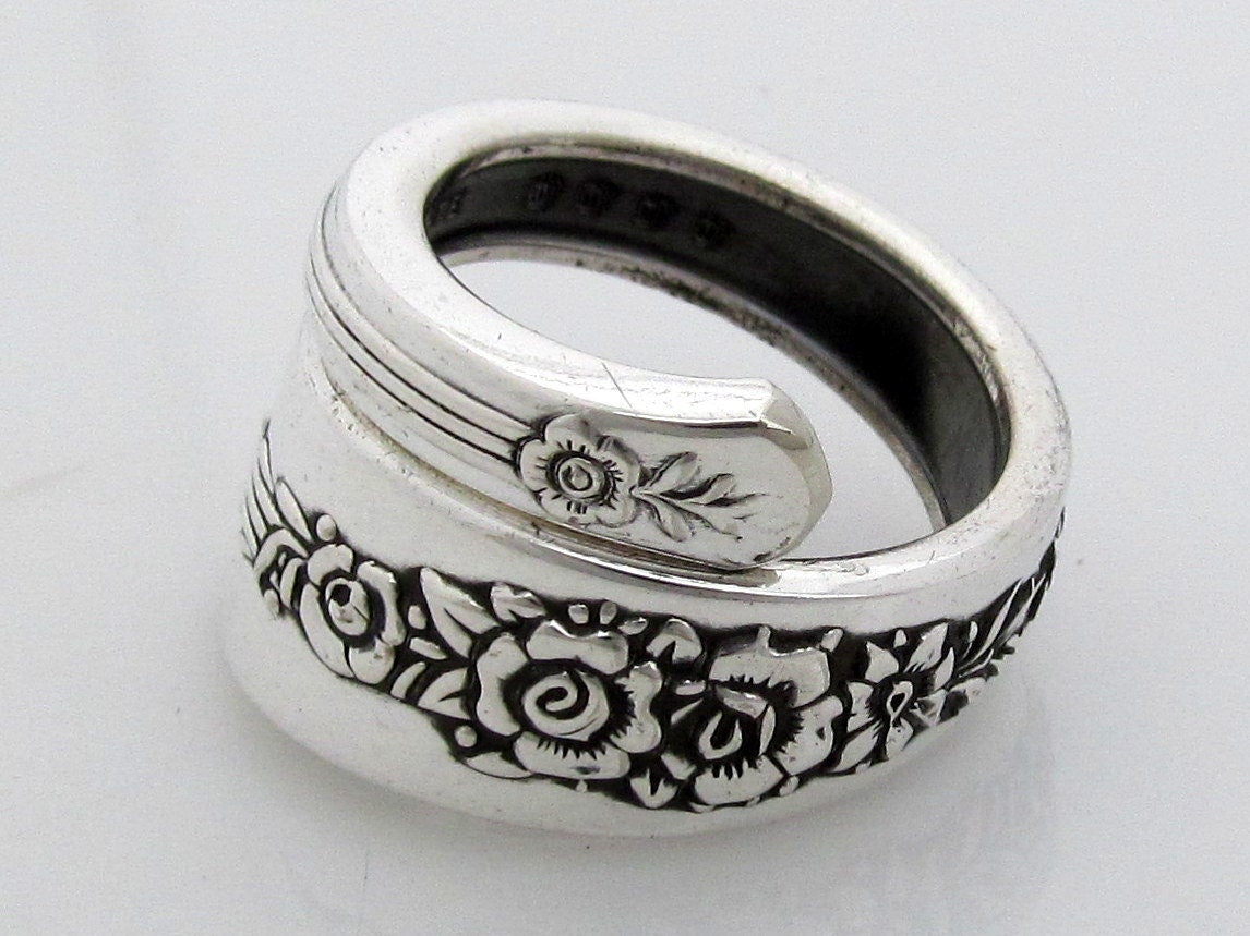 Silver Spoon Ring Royal Rose Silverware pattern form 1939 Wrapped