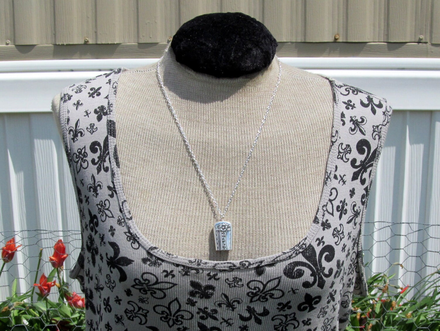 Fairy Bell Faerie Bell Necklace Spring Bouquet Pattern 1954