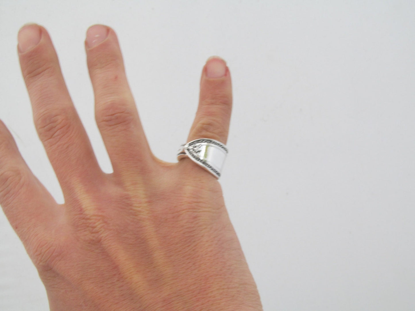 Mens Spoon Ring Triumph Pattern