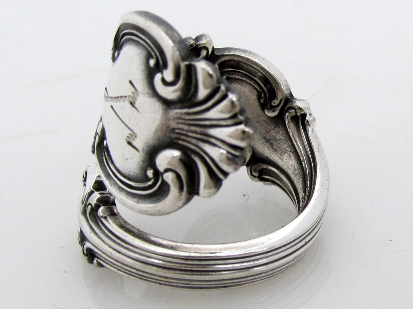 Authentic Spoon Ring V Monogram Troy By Wallace