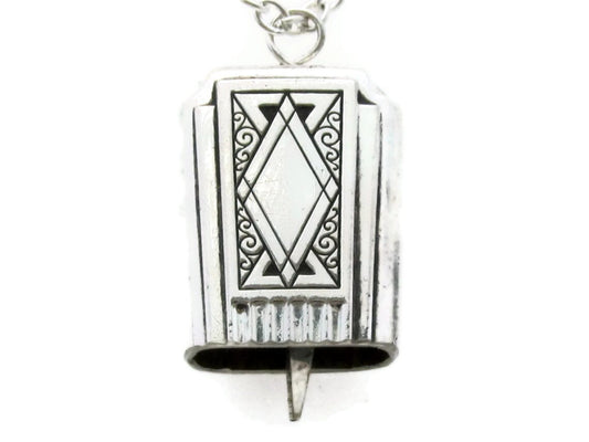 Bell Necklace Pendant Noblesse Pattern