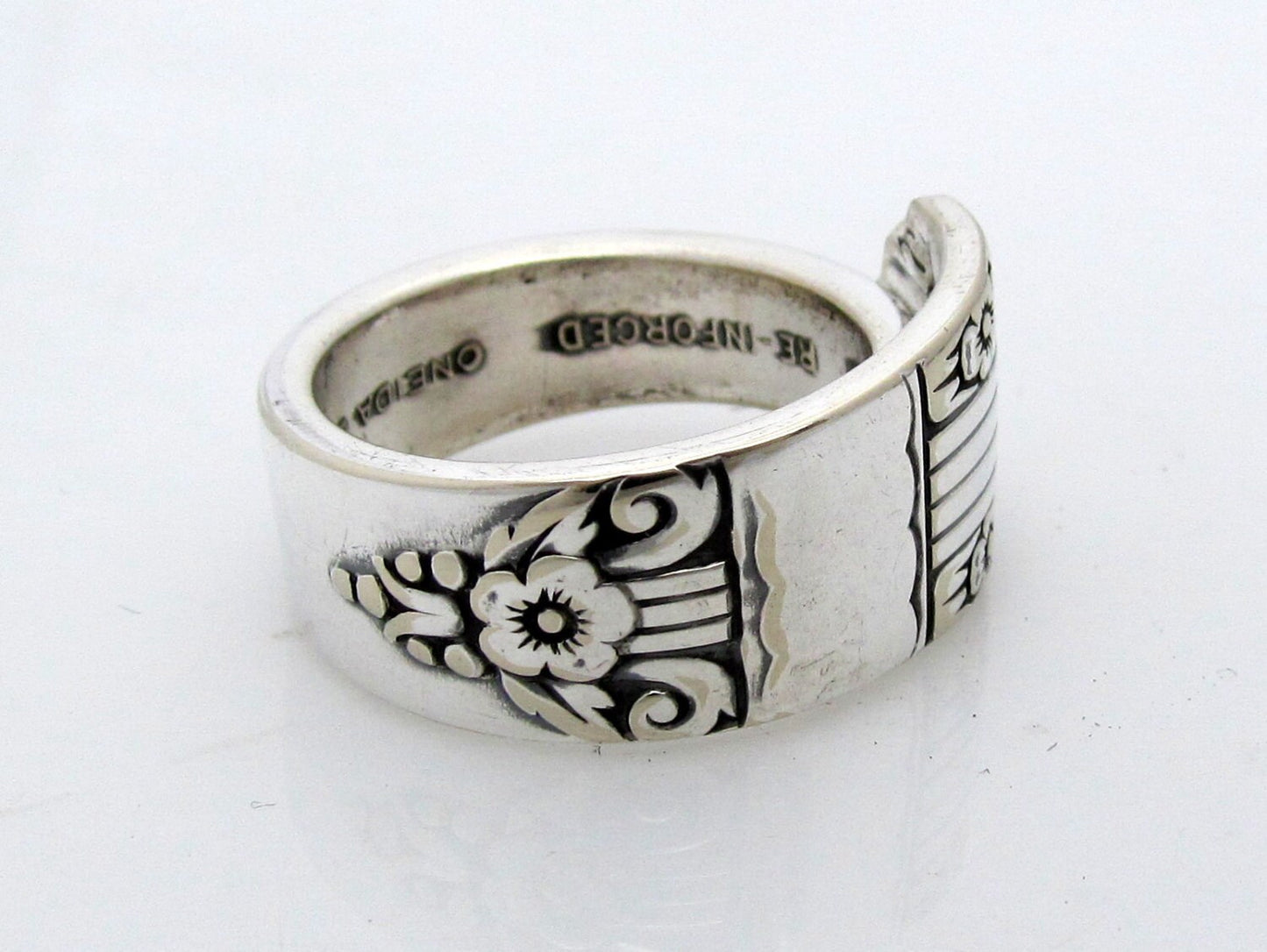 Spoon Ring Harmony Pattern