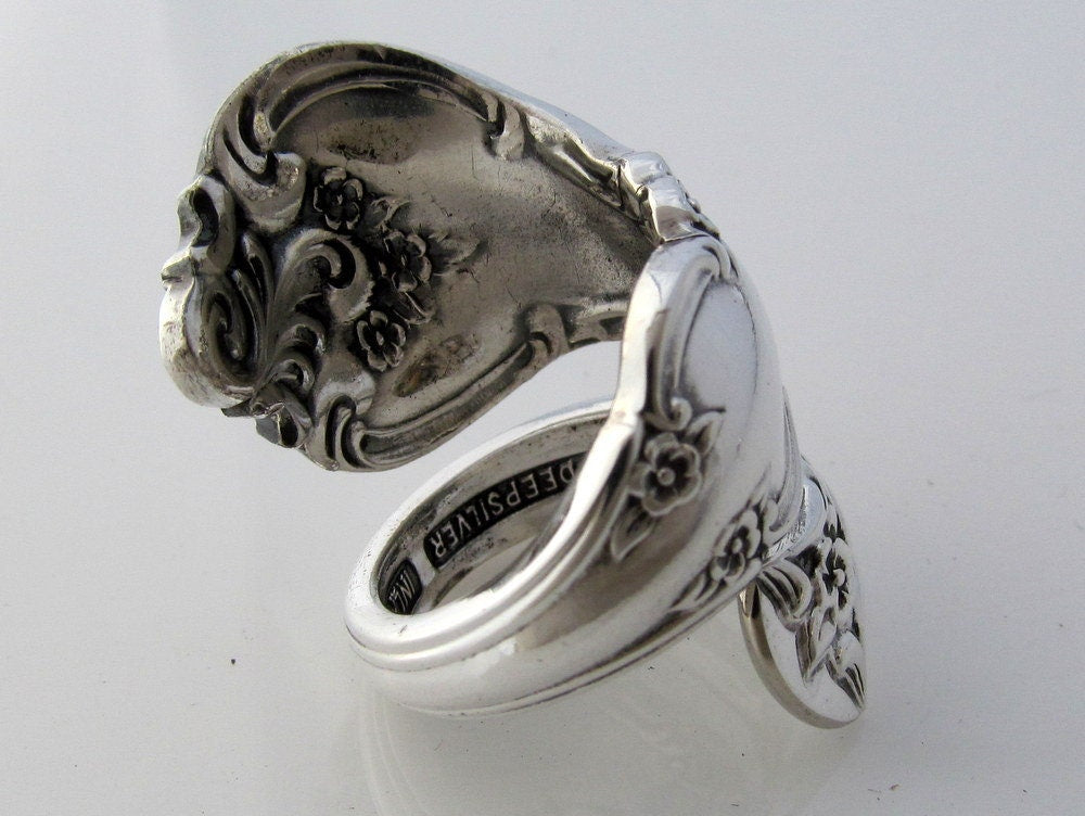 Wrapped Spoon Ring Orleans Pattern Deep Silver