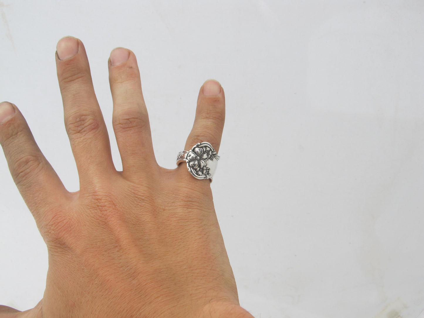 Spoon Ring Arbutus Pattern