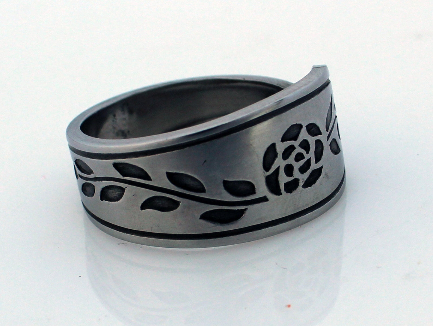 Spoon Ring Floral Mist Stainless Steel
