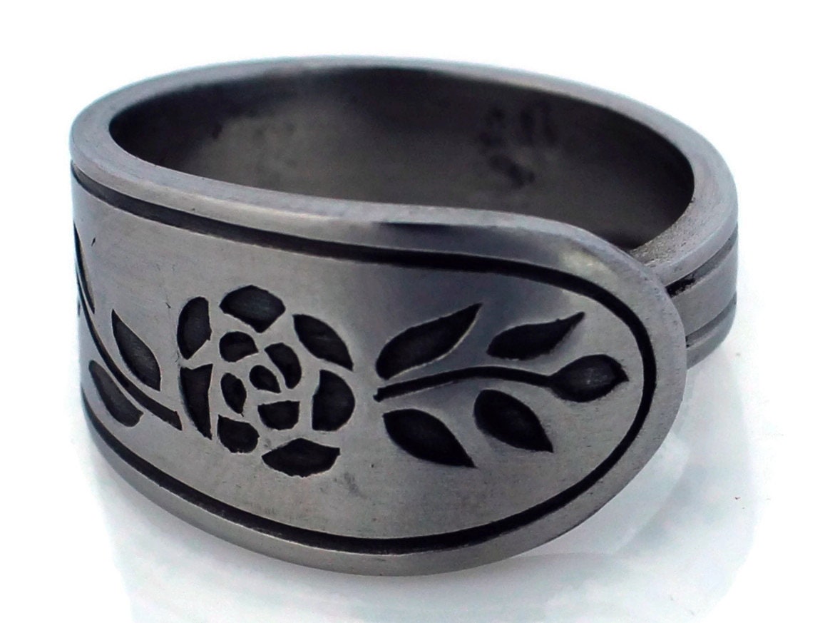 Spoon Ring Floral Mist Stainless Steel