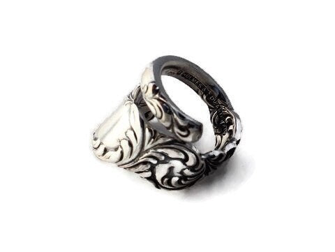 Wrapped Spoon ring Rialto Petern 1894