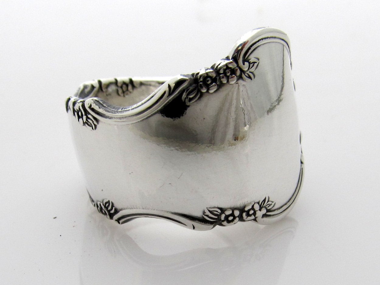 Silverware Spoon Ring Size 3 to 15 Dresden Rose 1953 Flatware