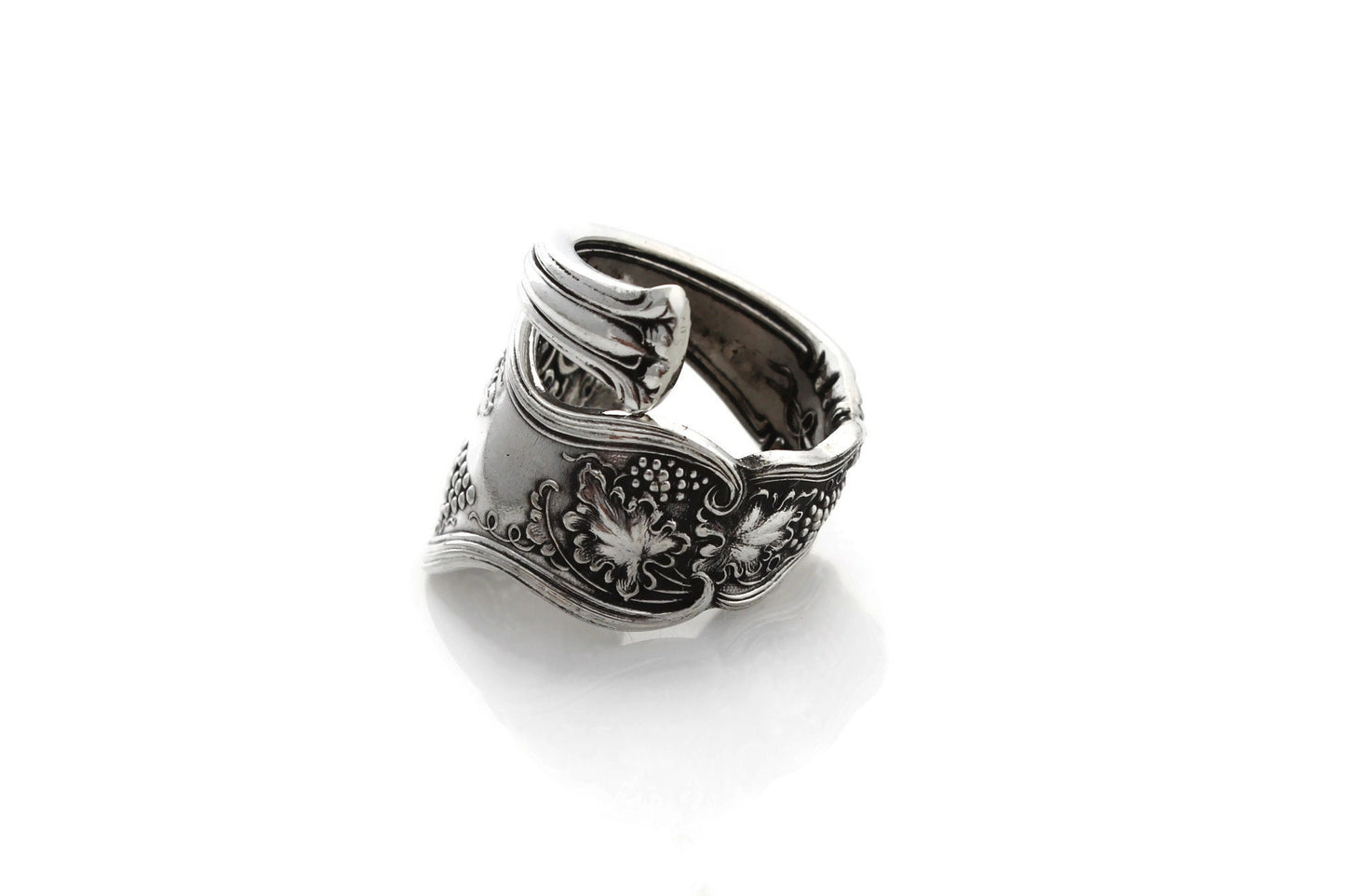 Spoon Ring Moselle Rare Grapes 1906