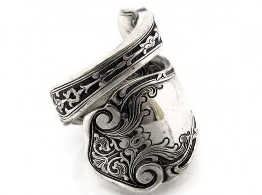 Wrapped Spoon Ring Crisp Alhambra 1907