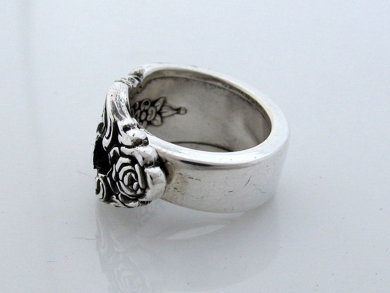 Spoon Ring Distinction