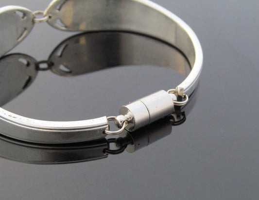 Magnetic Clasp
