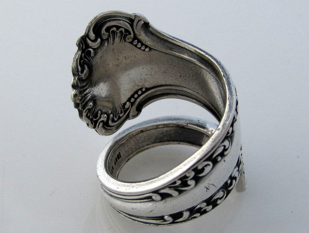 Avon Spoon Ring Wrapped Art Nouveau