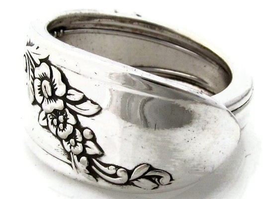 Spoon Ring Queen Bess