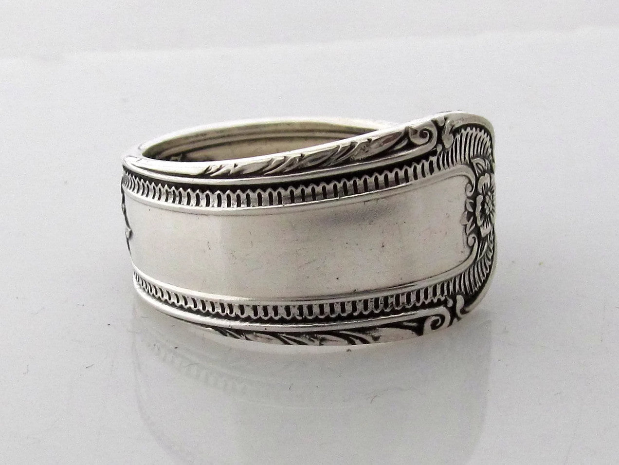 Spoon Ring Cotillion Pattern