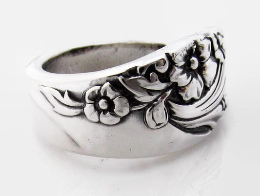 Spoon Ring, Evening Star pattern, band style, from 1950